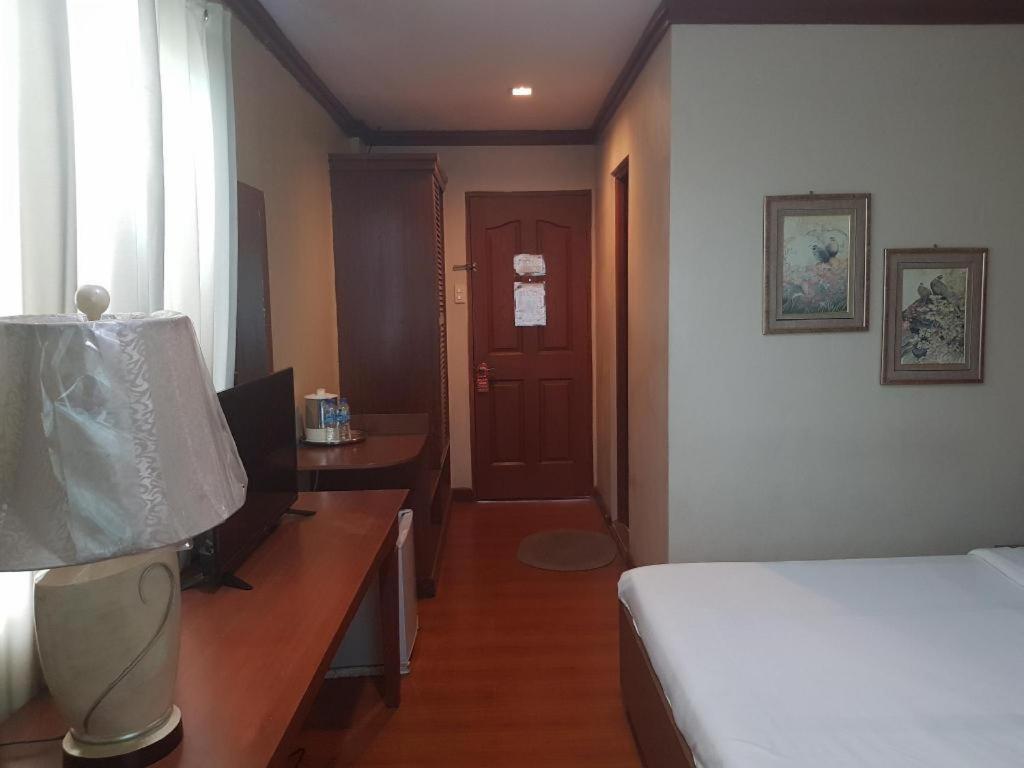 Baliuag Chocolate And Berries Hotel מראה חיצוני תמונה